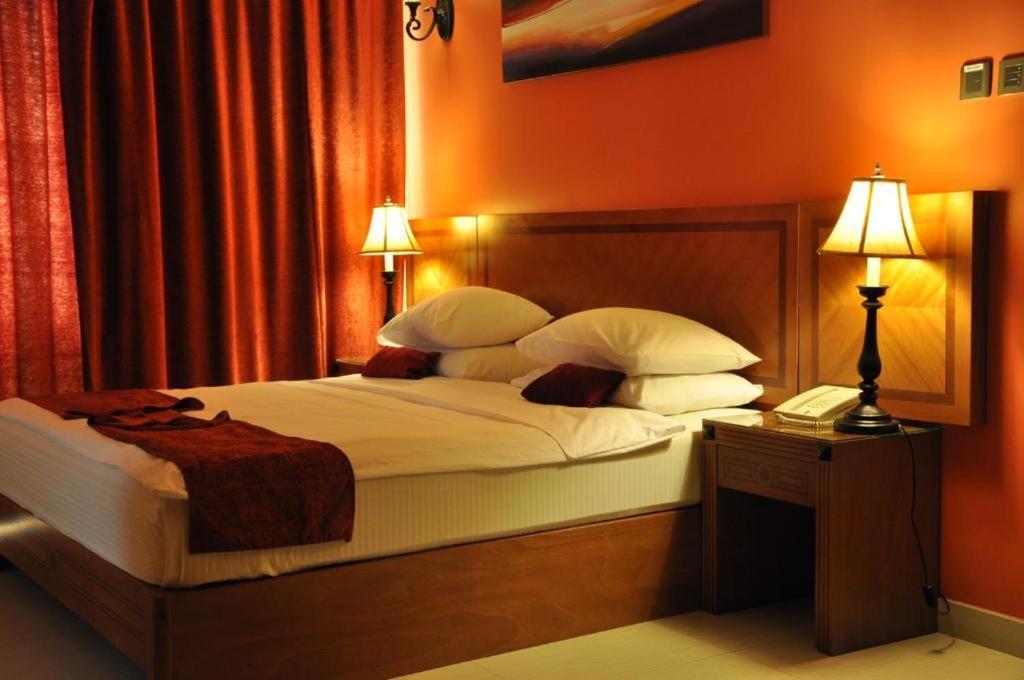מוסקט La Rosa Hotel By Brother International מראה חיצוני תמונה