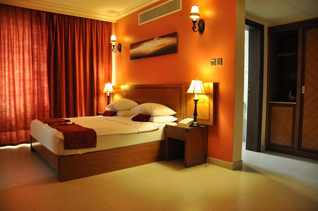 מוסקט La Rosa Hotel By Brother International מראה חיצוני תמונה
