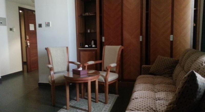 מוסקט La Rosa Hotel By Brother International מראה חיצוני תמונה